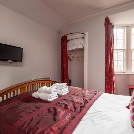 Ladystairs 1 Royal Mile Apartment เอดินบะระ ภายนอก รูปภาพ