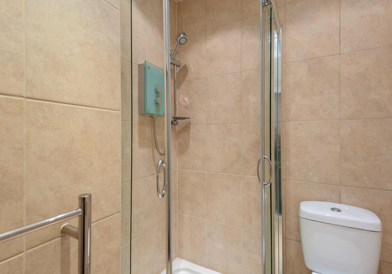 Ladystairs 1 Royal Mile Apartment เอดินบะระ ภายนอก รูปภาพ